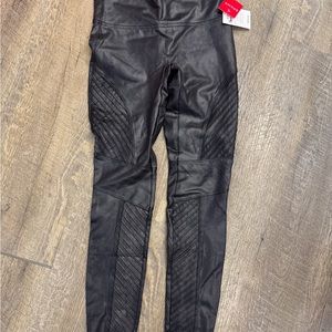 SPANX Black Faux Leather Leggings with Textured Design